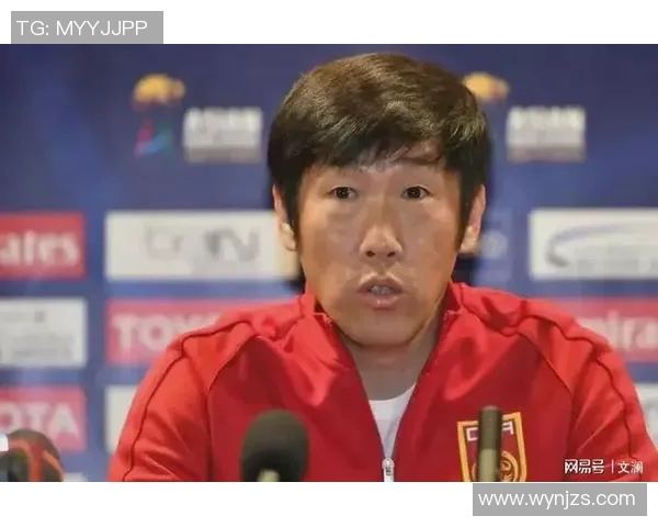 中国足坛颜值与实力兼备的帅气球星盘点与魅力全解析