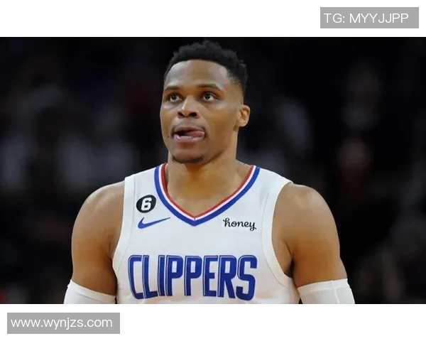 美国足球队现役球星盘点与表现分析